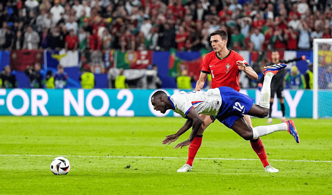 开云体育平台APP-法国阵容强悍，轻松击败对手