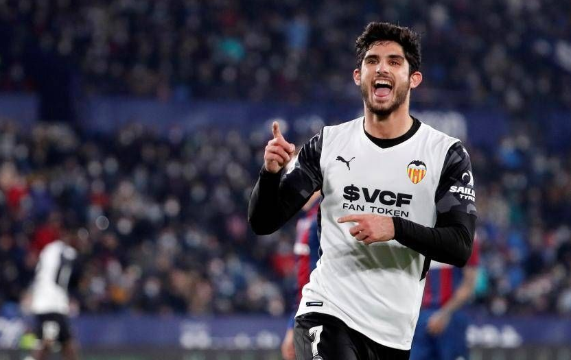 开云体育APP下载-瓦伦西亚客场大捷，收获三分的简单介绍