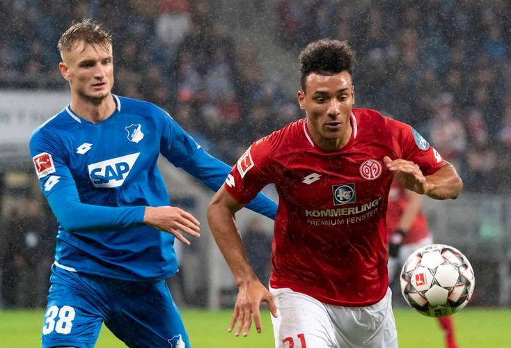 霍芬海姆客场胜利,主帅称赞球队表现的简单介绍 霍芬海姆客场胜利,主帅称赞球队表现的简单介绍