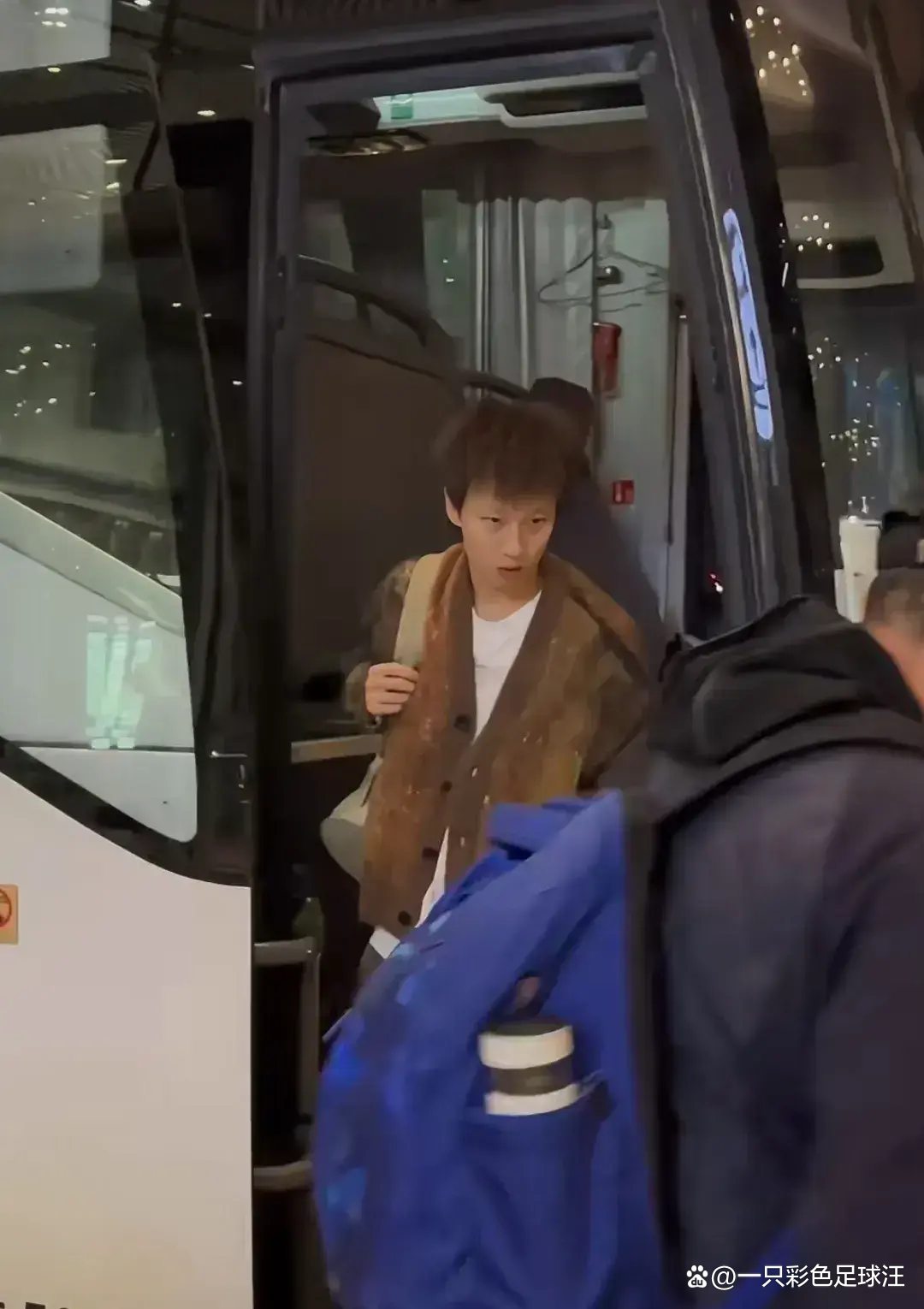 法国队鏖战韩国队，林高远点燃赛场