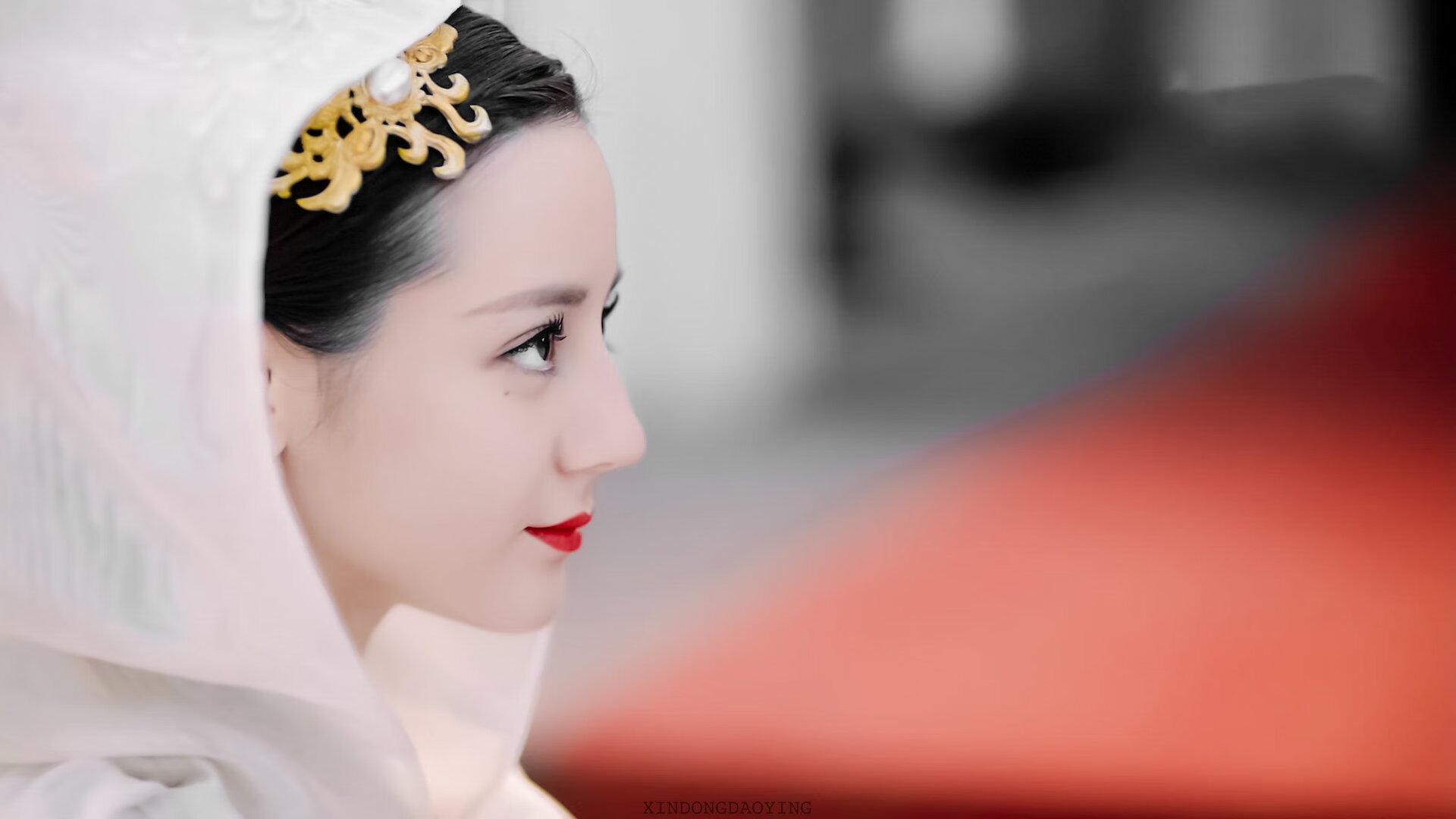 开云平台-双线赛道，F1街道赛的硝烟与雄鹿的生死突围