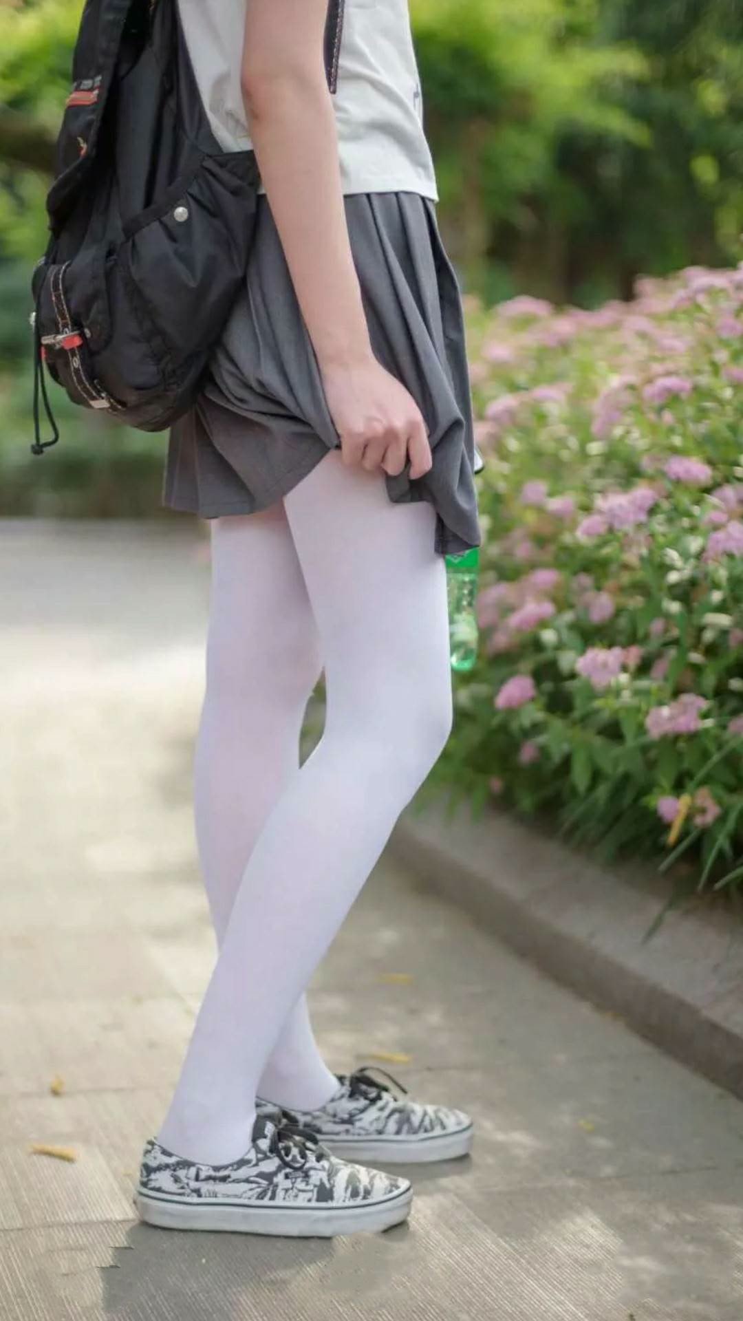 开云体育入口-绝杀与接管,纽约和洛杉矶的两种英雄叙事